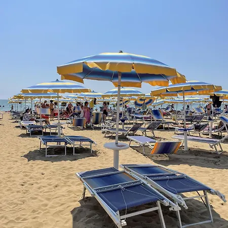 Airone Mare-casa Dal Piaz-7posti Letto, Piazza Marconi * Lido di Jesolo