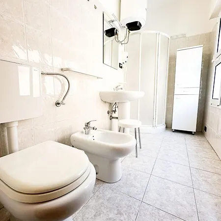 Airone Mare-casa Dal Piaz-7posti Letto, Piazza Marconi